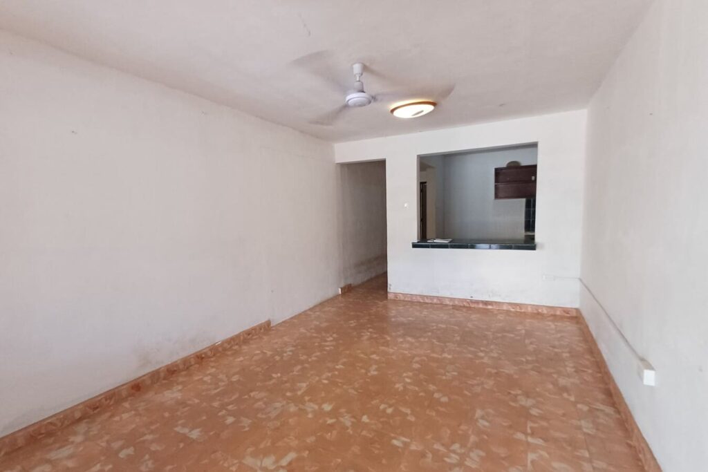 Sala casa en venta al Oriente de Mérida