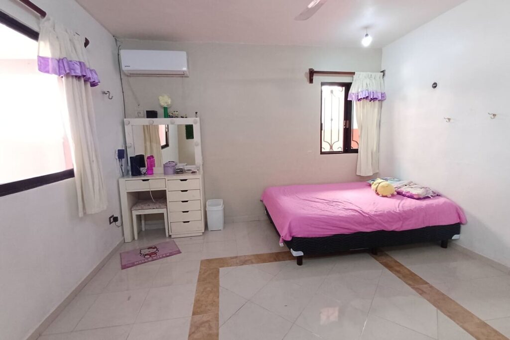 Recámara en planta baja en casa en venta en Francisco de Montejo Mérida