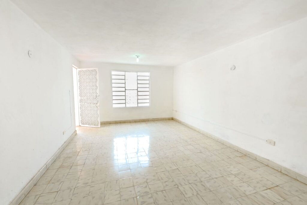 Sala y comedor con excelente iluminación en Casa en Venta Chuminópolis Mérida